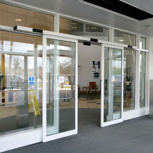Plain Automatic Sliding Doors, Shape : Rectangular