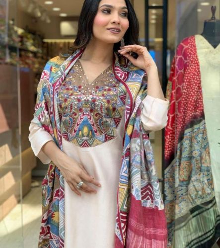 Cotton Suit With Printed Dupatta Party Wear, Casual Wear, Gender : Female