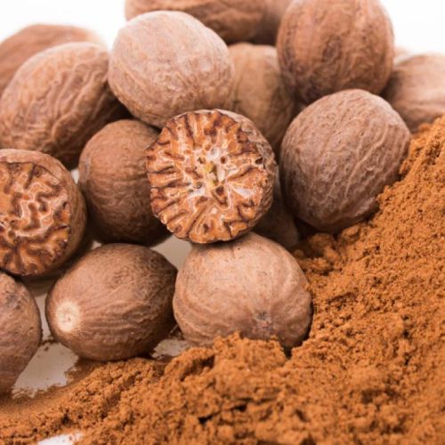 Raw Nutmeg Powder, Color : Brown, Grade Standard : Food Grade For Cooking