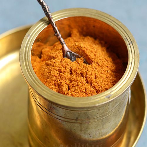 Blended Sambar Masala, Color : Yellow, Form : Powder, Grade : Food Grade