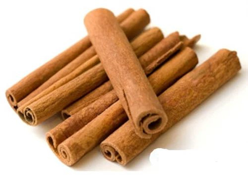 Raw Cinnamon Stick, Color : Brown, Grade Standard : Food Grade