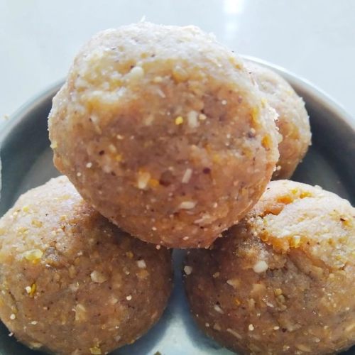 Handmade Sonth Laddu, Color : Brown