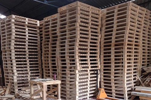 Ispm 15 Square Wooden Pallet 1200X1000mm For Packaging Use