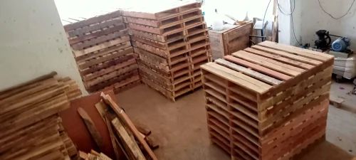 Warehouse Wooden Pallet 1200X1000mm, Entry Type : 4-Way For Shipping Packaging