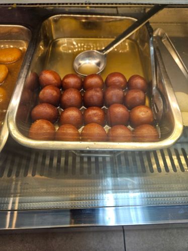 Pantua Gulab Jamun Sweet, Color : Brown for Human Consumption