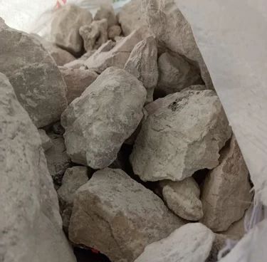 Quick Lime Solid Lump, Color : White, Packaging Type : Bag, Packaging Size : 50kg, 40 Kg