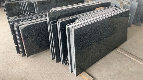 Doted Polished Green Granite, Stone Form : Solid