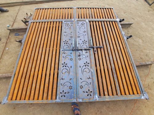 Plain Coated Stainless Steel Gate Design, Opening Style : Sliding