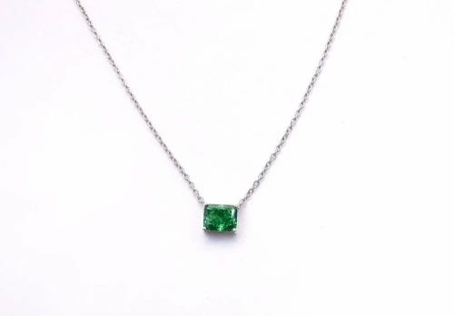 Polished Artificial Diamonds Minimal Fashion Engagement Pendant Bridal Wear