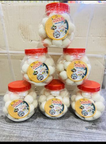 Coconut Ladoo, Shape : Round, Certification : FSSAI Certified