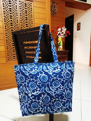 Cotton tote bag, Gender : women, Packaging Type : multiple colors