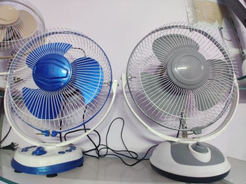 Electric Table Fan, Packaging Type : White, Blue for Air Cooling