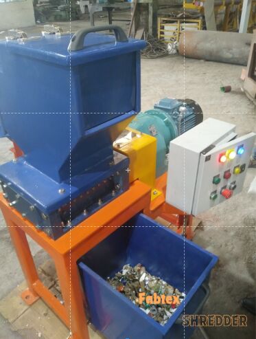 Polished FRP Shredding Machine, Color : Blue