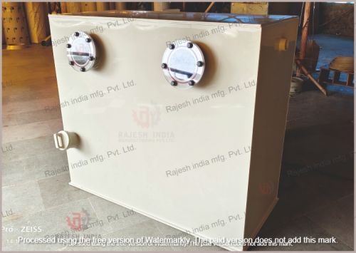 Close Type Scrubber, Color : Creamy for Industrial Use