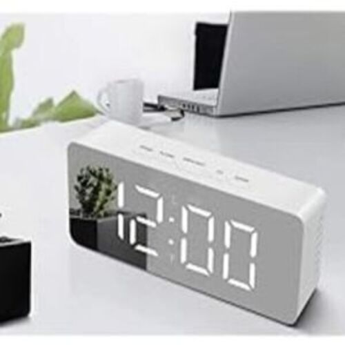 Digital Mirror Alarm Clock, Packaging Type : Black White for Decoration