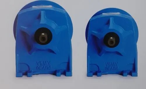 Cast Iron Premium Helical Gear Box, Color : Blue For Conveyor