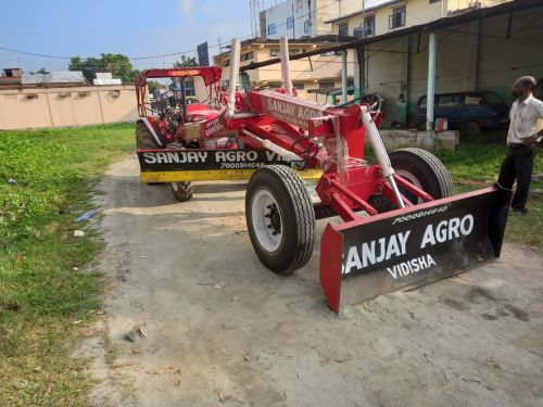 Sanjay Agro Fuel Cast Iron 20-120 Inch Tractor Fitted Grader