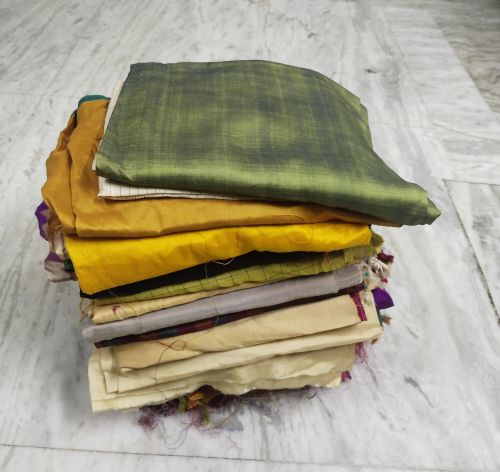 New Silk Fabric (4 to 5 Metre Per Piece)