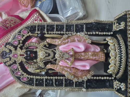 Coated Decorative Idols For Home, Gifting