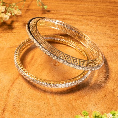 Polished Gold Diamond Studded Bangle