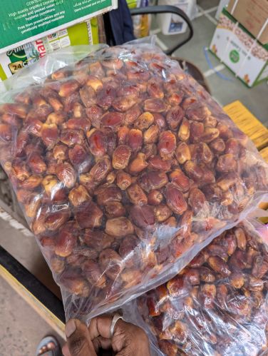 Khajur, Color : Brown, Packaging Type : Plastic Bag, Variety Available : Zahidi