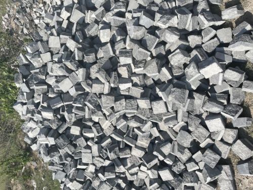 Cube Machine Cutting Cobble