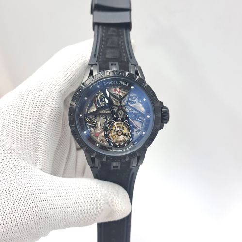 Roger Dubuis Excalibur Full Black Dial Rubber Strap Swiss Automatic Watch