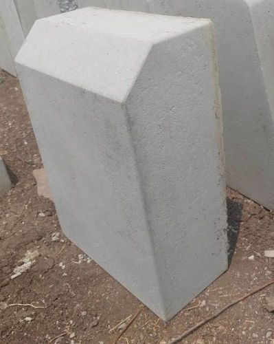 40mm Grey Rectangular Concrete Kerb Stone for Landscaping
