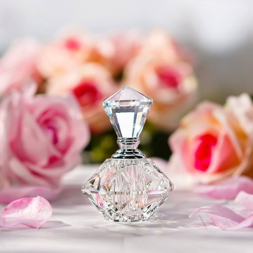 Crystal Perfume Bottles for Showcasing Richness