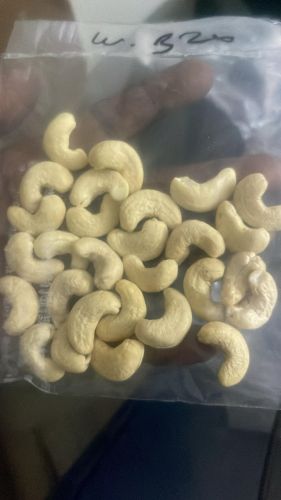 W320 Kaju Cashew Nut, Brand Name : Natures Crates