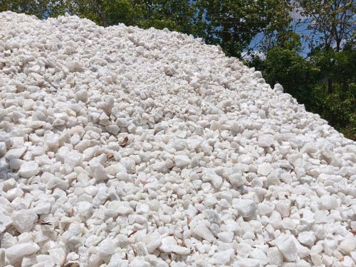 Veined Quartz Stone Slabs, Tiles Modern, Contemporary