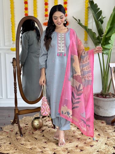 Ladies Viscose Chanderi Kurta , Pant And Printed Dupatta Set