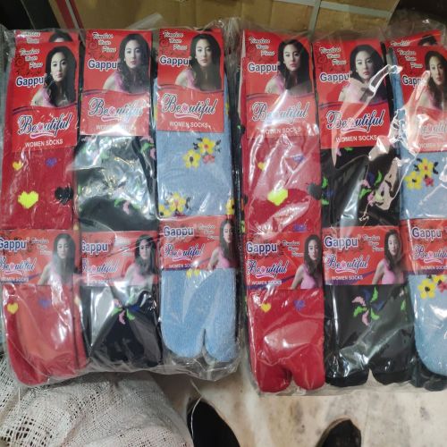 Stretchable Ladies Towel Socks Standard Winter, Pattern : Plain