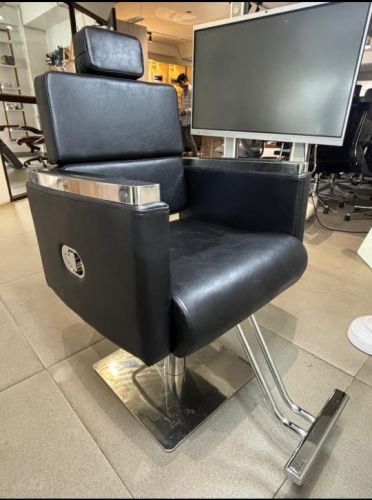 Polished Stainless Steel Alpha Handle Chair-Black [only Top]