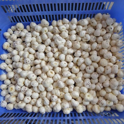 Desi Makhana 3, 4 & 5 Suta, Grade Standard : Food Grade