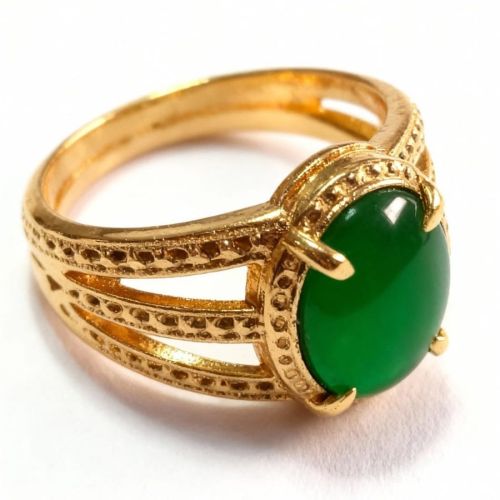Polished Green Panna Stone Rhodium Ring Party Wear