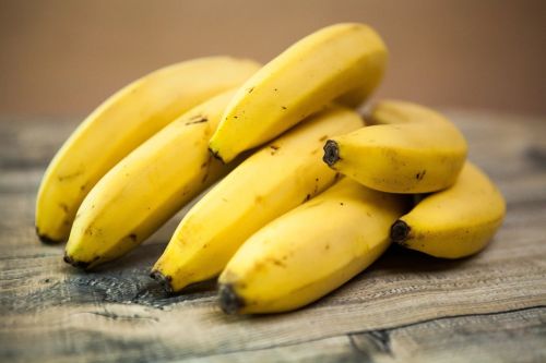 Fresh Yellow Banana, Packaging Size : 5-25kg for Human Consumption
