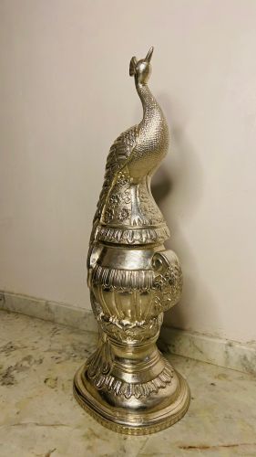 99.9 Silver Engraved Metal Peacock Sculpture