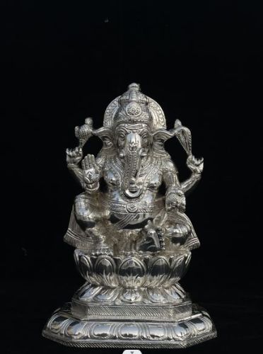 99.9 Silver Lotus Pedestal Blessing Ganesha Sculpture