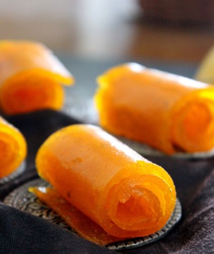 Chewy Sugar Alphanso Aam Papad, Color : Yellow, Taste : sweet