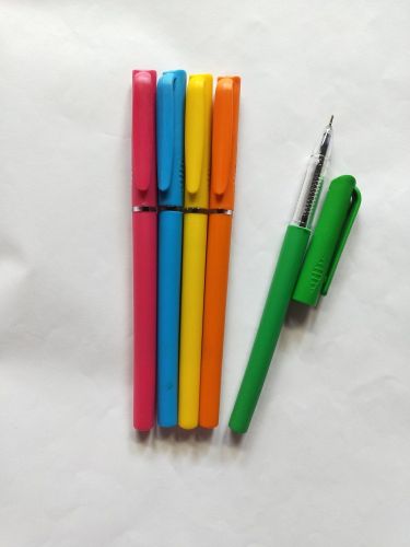 Plastic 0.5mm Ball Point Pen, Ink Color : Black Blue