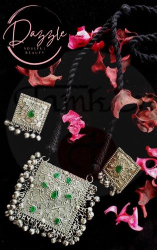 Ladies Green Square Golden Pendant Jewelry Set