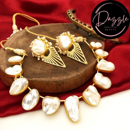 Gold-Plated Alloy Ladies White Pearl Geometric Jewelry Set