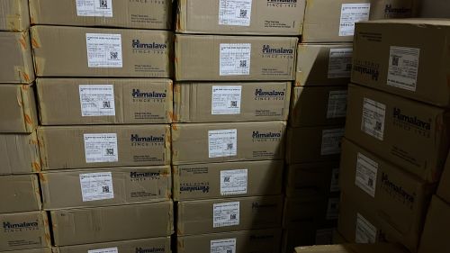 Natural Ingredients Himalaya Face Wash, Packaging Type : Tube