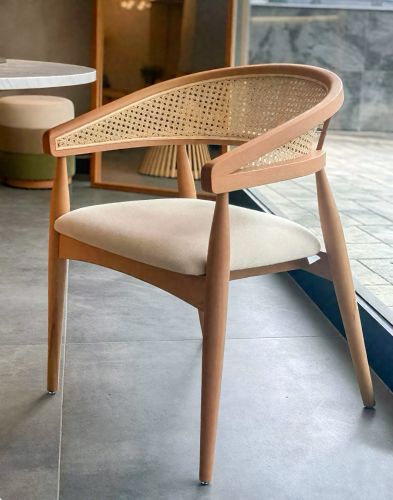 Polished Wood Chair, Color : Brown, Seat Material : Cotton