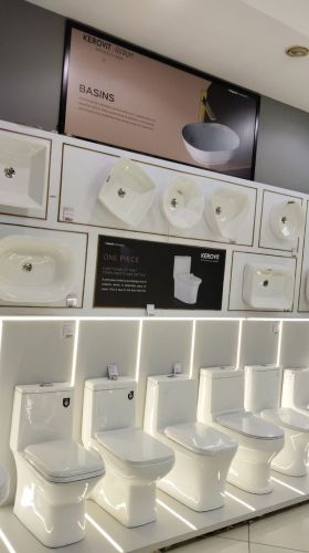 Glossy Ceramic PVC Western Toilet, Color : Creamy