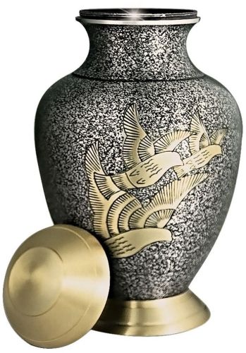 Polished Metal Urns, Shape : Round, Packaging Type : Carton Box