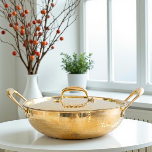 Pure Brass Hammered Kadhai With Lid, Color : Golden