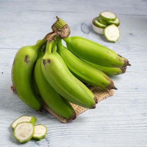 Fresh Green Banana, Packaging Size : 25-50kg for Cooking, Snacking