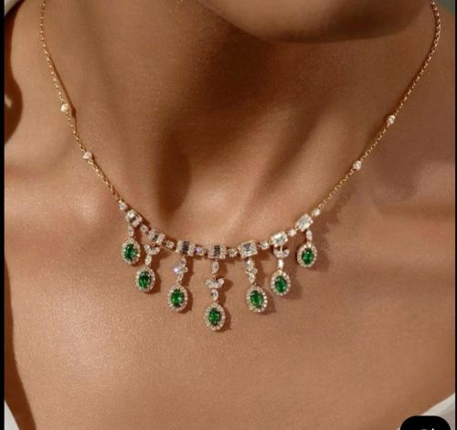 Silver Necklaces, Packaging Type : Box